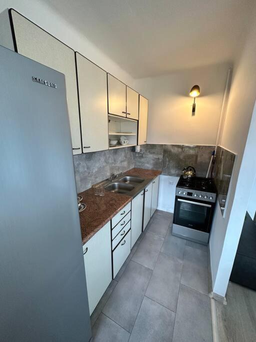 Sunny Apartment In Silesia Czeladź Exterior foto